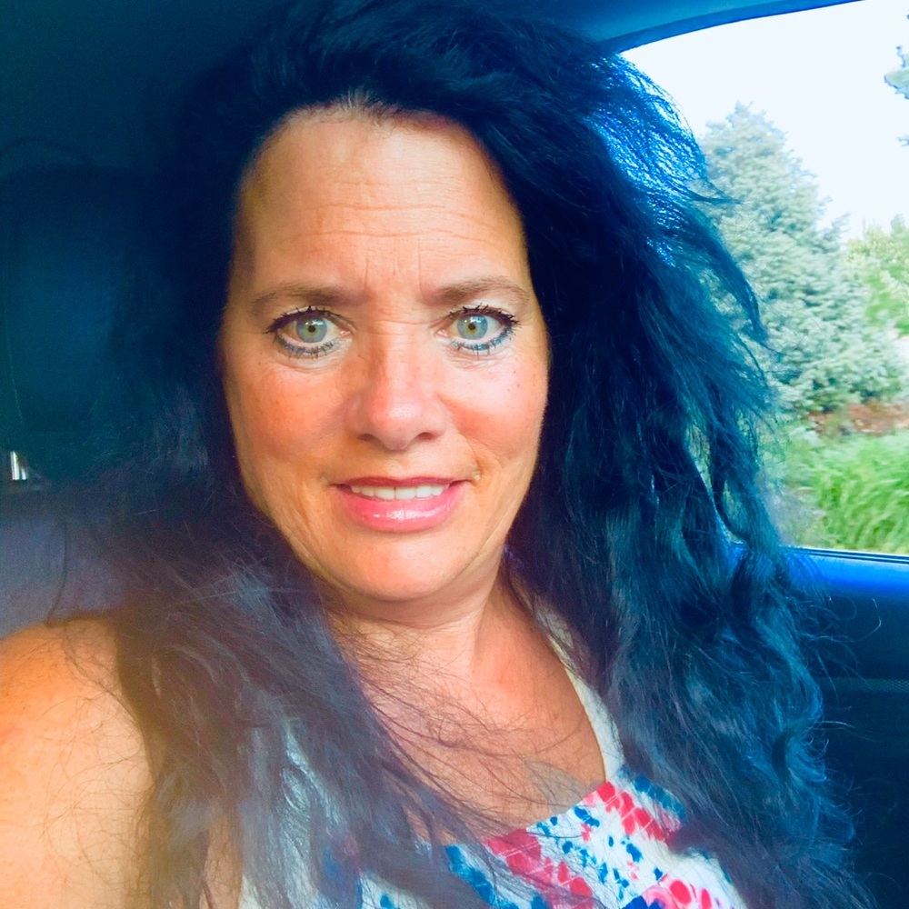 Meet your Posher, Brenda